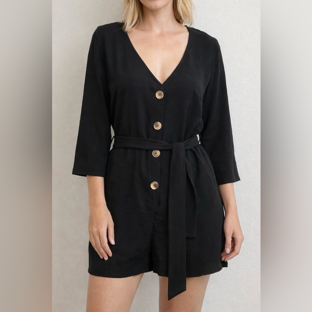 FSL Apparel Black Button-Up Romper NWT Resort Vacation Flirty Romantic Feminine